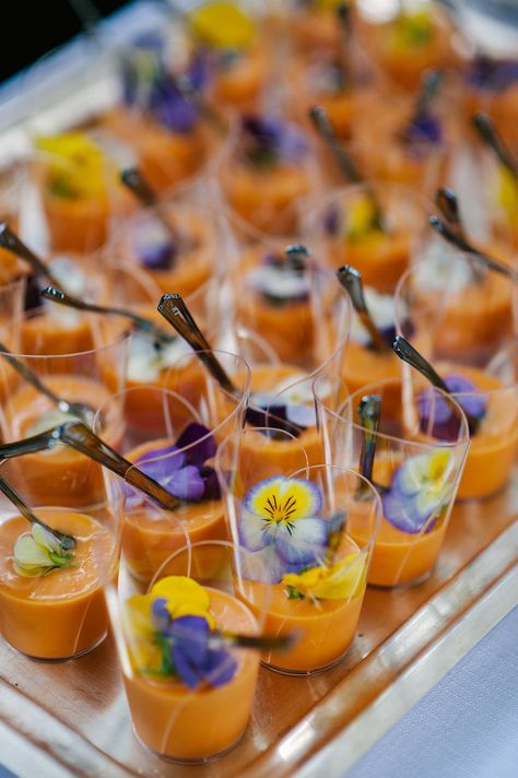 Easy Wedding Canapes, Italian Appetizers For Wedding, Italian Wedding Appetizers, Thai Food Wedding, Italian Wedding Catering, Wedding Canapes Ideas, Cold Canapes Ideas, Italian Canapes, Wedding Tapas