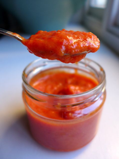 Image of Portuguese Red Pepper Paste Spanish Peppers, Basting Sauce, Red Pepper Paste, Pepper Paste, Sausage Bake, No Going Back, Red Pepper Sauce, Paste Recipe, Sauce For Chicken