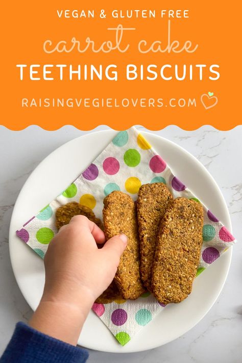 These carrot cake teething biscuits are perfect for babies to gnaw on, or for toddlers to snack on. They are vegan, gluten free and have no added sugar. Better yet, they’re packed with beta-carotene, omega-3 fatty acids, fiber and iron! #babyfingerfood #toddlerfood #teethingbiscuits #homemadebabyfood Sweet Potato Oats, Quick Recipe Videos, Rusk Recipe, Fingerfood Baby, Teething Biscuits, Boiling Sweet Potatoes, Baby Led Weaning Recipes, Healthy Baby Food, Biscuit Recipes