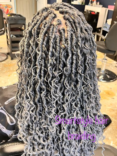 Ash Grey Hair, Big Box Braids, Curly Crochet Hair Styles, Butterfly Locs, Big Box Braids Hairstyles, Crochet Braids Hairstyles, Hair Braiding, Crochet Hair, Box Braids Hairstyles