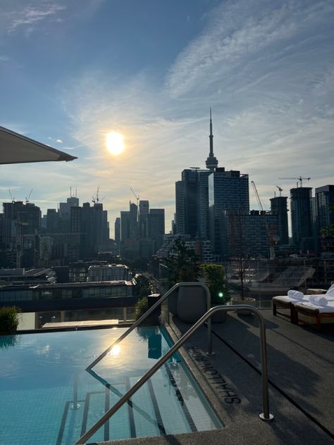 Nyc Rooftop Pool, Rooftop Pool Aesthetic, Toronto Apartment Aesthetic, Toronto Balcony, Apartment Toronto, Hotels In Toronto Canada, Toronto Penthouse, Bangkok Rooftop, Spring Motivation