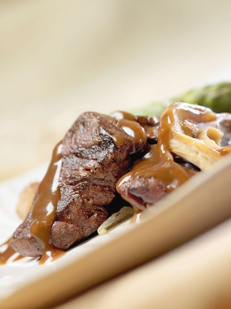 Delicious Recipe for Venison Steak Diane Steak In Crock Pot, Recipes Using Venison, Crock Pot Venison, Venison Recipes Crockpot, Recipes Venison, Venison Steak Recipes, Venison Steaks, Cooking Venison Steaks, Cooking Boneless Pork Chops