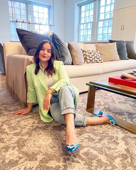 Lime Blazer Outfit, Lime Green Shoes Outfit, Amina Muaddi Shoes Outfit, Lime Green Blazer Outfit, Amina Muaddi Outfit, Blue Heels Outfit, Green Shoes Outfit, Neon Blazer, Lime Green Blazer