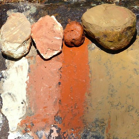 Making natural paints. Making Natural Paint, Natural Paint, Natural Dye Garden, Natural Pigments Painting, Natural Dye Textiles, Homemade Watercolors, Earth Pigments, Eco Friendly Paint, Homemade Art