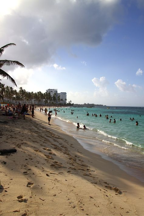 Playa Spratt Bight - San Andrés Islas http://www.sanandresislas.com.co/playa-spratt-bight-san-andres Dream Vacations, Vision Board, Water, Blue, San Andres