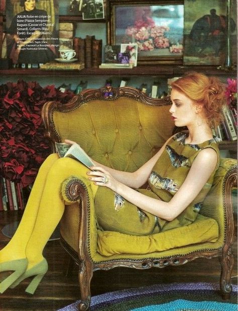 ' Bloomsbury Group, Image Film, Virginia Woolf, Woman Reading, Reading A Book, Mellow Yellow, Strike A Pose, A Chair, Love Book