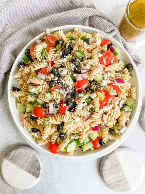 Chickpea Noodles, Easy Homemade Italian Dressing, Banza Chickpea Pasta, Lentil Casserole, New Dinner Recipes, Feta Pasta Salad, Greek Pasta Salad, Homemade Italian Dressing, Healthy Pasta Salad