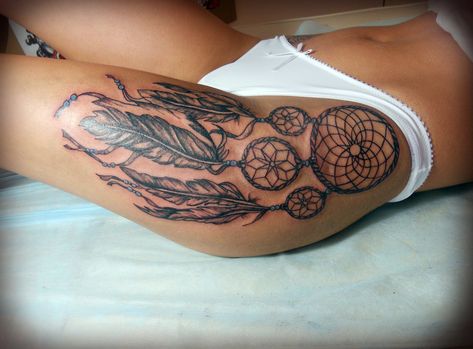 Dream Catcher Tattoo On Thigh, Dragon Thigh Tattoo, Tattoos Leg, Native American Dream Catcher, Tattoo On Thigh, Side Thigh Tattoos, Girl Thigh Tattoos, Hip Thigh Tattoos, Native American Tattoos