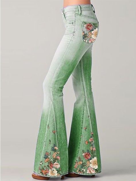 Vestiti In Jeans, Gradient Flower, Jeans Flared, Denim Heels, Painted Clothing, Estilo Hippie, Moda Jeans, Skate Style, Floral Print Design