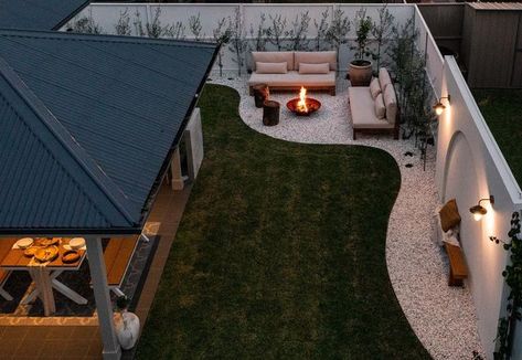 Pool Landscape Design, Backyard Garden Landscape, Backyard Renovations, Backyard Entertaining, Backyard Inspiration, Backyard Pool Designs, Backyard Inspo, Home Landscaping, Backyard Garden Design