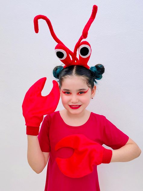 Sea Concert Outfit, Under The Sea Custome Ideas, Under The Sea Theme Halloween Costumes, Diy Crab Costume, Under The Sea Dress Up Ideas, Under The Sea Costumes Women, Under The Sea Halloween Costumes, Crab Costume Diy, Under The Sea Costumes Diy