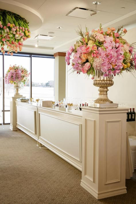 What do you think of this bar? It's from www.suite206.com Flower Bar Set Up, Bar Set Up Ideas, Buffet Set Up, Set Up Ideas, Wedding Lounge, Event Bar, Bar Inspiration, Portable Bar, French Style Homes