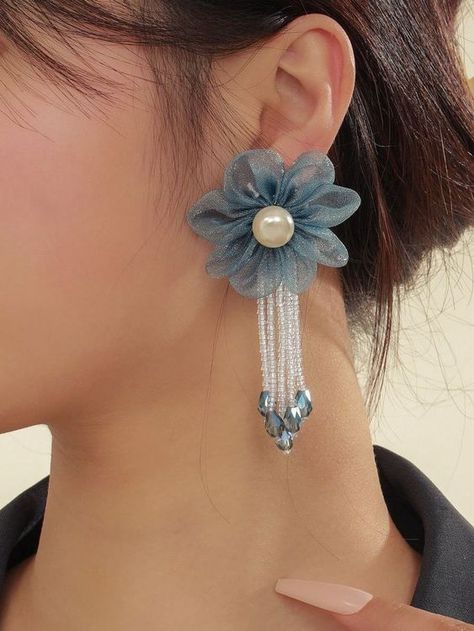 Fabric Earrings Diy, Fabric Jewelry Handmade, Collar Embellishments, Diy Lace Earrings, Flower Earrings Diy, Diy Earrings Materials, Diy Earrings Easy, Earrings Diy Handmade, Diy Wire Earrings