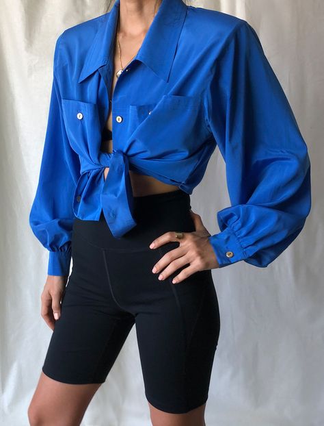 Astryd LA Vintage 80s boxy fit blouse in blue with shoulder pads   www.astryd-la.com ⁠    #consciousfashion #ecofashion #ethicalfashion #ethicalstyle #minimalstyle #recycledfashion #secondhandfirst #shopsmall #slowfashion #slowfashionmovement #sustainablefashion #sustainablestyle #Vintage #sustainable #vintageclothing #vintagefashion #vintageshop #vintagestore #vintagestyle #whomademyclothes #zerowastefashion #80sfashion #80sdesign #80s #80schic Retro Blue Blouse With Buttons, Vintage Blue Daywear Blouse, Oversized Blue Button-up Blouse, Vintage Blue Blouse With Button Closure, Blue Relaxed Fit Button-up Blouse, Zero Waste Fashion, Slow Fashion Movement, Fitted Blouses, Cotton Long Sleeve Shirt