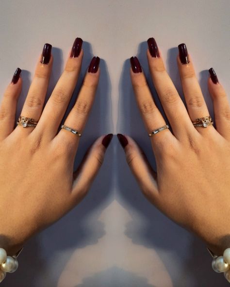 Being a dark shade of red, maroon colour nail paint look good on fair skin tone and styled with accessories Nail Paint For Brown Skin Tone, Nail Paint For Brown Skin, Maroon Nail, Nail Paint Shades, Maroon Colour, Maroon Nails, Colors For Dark Skin, Nail Colour, Fair Skin Tone