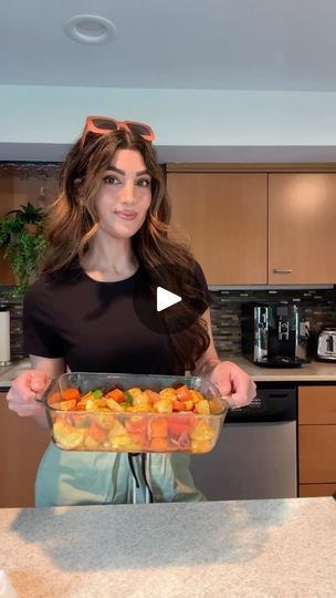 698K views · 46K reactions | Nutritious + delicious. 🤌🏻

One pan mixed veggies is a great side dish for any protein. This recipe is easy and loaded with flavor. 😋

Feel free to substitute for any veggies you like. 

One Pan Roasted Veggies Recipe: 👇🏻

Ingredients:
▪️Gold Potatoes (or red), skin on + quartered 
▪️Carrots, chopped 
▪️Red Bell Pepper, chopped 
▪️Squash, chopped 
▪️Zucchini, chopped
▪️1 Red Onion, quartered 
▪️4 Cloves of Garlic, roughly chopped 
▪️Avocado Oil
▪️Salt
▪️Black Pepper 
▪️Paprika 
▪️Cumin 

For garnish:
▪️1 Lemon
▪️Parmesan Cheese, shredded
▪️Fresh Parsley 

1. Combine potatoes, carrots, red bell pepper, squash, zucchini, red onion, and garlic,in a baking dish. Season generously with salt, black pepper, paprika, and cumin. Drizzle with avocado oil. Give it a Veg Healthy Recipes, Veggie Recipes For Dinner, Pepper Squash, Chopped Zucchini, Roasted Veggies Recipe, Chopped Veggies, Squash Zucchini, Mixed Veggies, Pepper Recipes