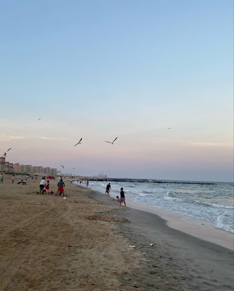 sunset on the beach in new york Rockaway Beach New York, 1989 Album Aesthetic, Moving To The Beach, Nyc Beach, New York Beach, House Near Beach, School Romance, Far Rockaway, High School Romance