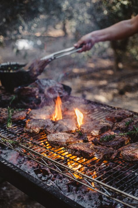 Flame-grilled Bass Strait steak with red onion and thyme — Sarah Glover Summer Barbeque Aesthetic, Grilling Outside Aesthetic, Isaw Bbq Aesthetic, Steak Aesthetic, Campfire Cooking Aesthetic, Sarah Glover, Jack Aesthetic, Plaas Troue, Bbq Aesthetic