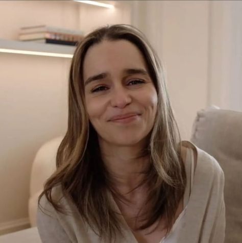 Last Christmas Movie, Emilia Clarke Pics, You Are So Cute, Eliza Dushku, Evangeline Lilly, You Are Cute, Girl Celebrities, Mother Of Dragons, Emilia Clarke