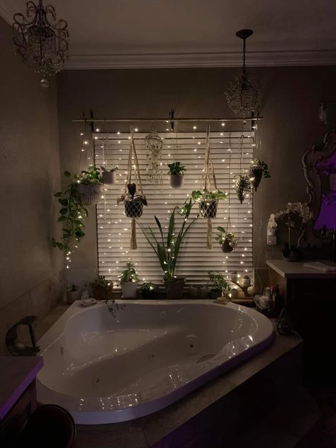 Jacuzzi Tub Bathroom Decor, Jacuzzi Tub Bathroom, Lighting Bathroom Vanity, Corner Jacuzzi Tub, Decorating Bathrooms, Decor Bathroom Ideas, Interior Design Bathroom, Remodeling Bathroom, Bathrooms Ideas