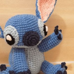 Countdown to Christmas Advent Calendar - FREE pattern - Nana's Favorites Stitch Amigurumi Free Pattern, Stitch Crochet Pattern Free, Stitch Amigurumi, Stitch Stuffed Animal, Lilo En Stitch, Disney Crochet, Disney Crochet Patterns, Stitch Doll, Stitch Toy