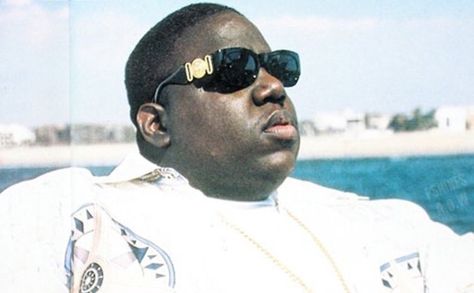 Rapper Sunglasses, Biggie Smalls Quotes, Versace Medusa Sunglasses, Versace Shades, Biggie Smalls, Notorious Big, Stylish Glasses, Style Inspiration Winter, Versace Sunglasses