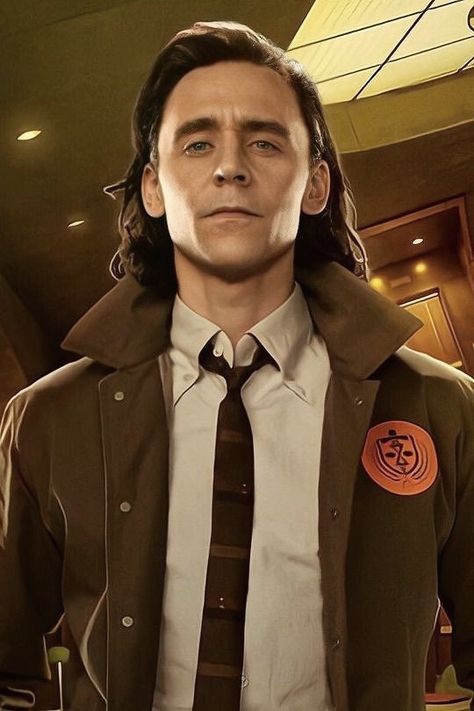 Loki Movie, Loki Cosplay, Marvel Loki, Thomas William Hiddleston, Loki Marvel, Marvel Series, Loki Laufeyson, Amazing Drawings, Tom Hiddleston Loki