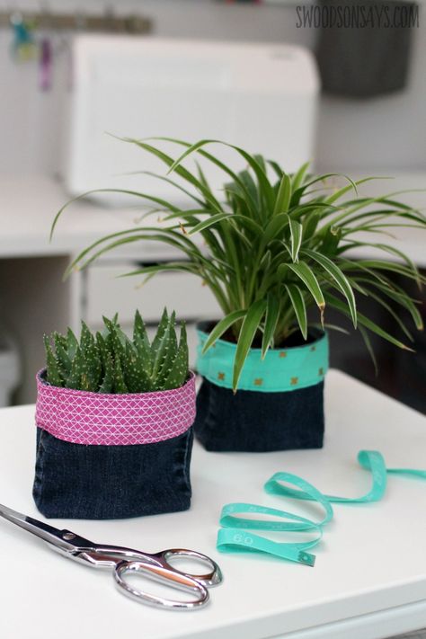 Fabric Pot Plant Covers, Fabric Plant Pot Covers Pattern, Fabric Plant Pot Covers, Diy Grow Bags, Plants Pots Diy, Fabric Planters, Home Diy Easy, Kids Bedroom Diy, Bed Frame Diy