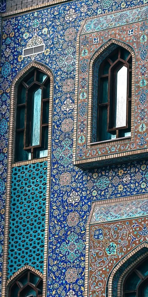 Pin by Numera Ruhi on Architecture in 2022 | Iranian architecture, Mosque architecture, Islamic wallpaper Esfahan Iran, Iranian Architecture, Persian Architecture, Mosque Art, Mosque Architecture, Cream Walls, Iranian Art, Islamic Design, Smartphone Wallpaper