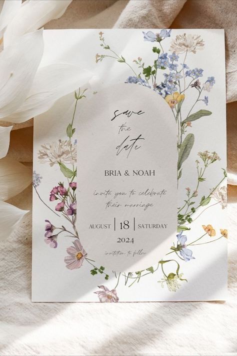 Save The Date Floral, Digital Invitations Wedding, Floral Cards Design, Floral Save The Dates, Wedding Invitation Card Design, Save The Date Templates, Fun Wedding Invitations, Wedding Plan, Wildflower Wedding