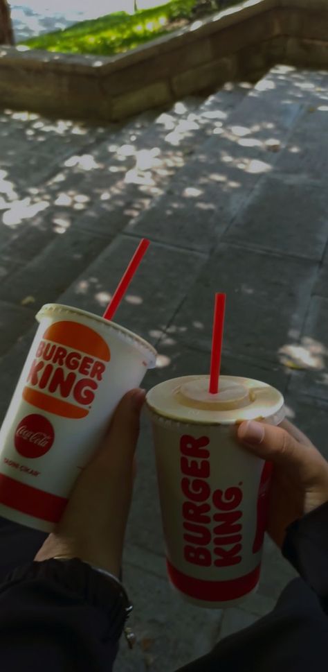 Burger king Burger King Fake Story, Dr Pepper Can, Snap Friends, Breakfast Lunch Dinner, Burger King, Fake Story, Stuffed Peppers, Tumblr, Quick Saves