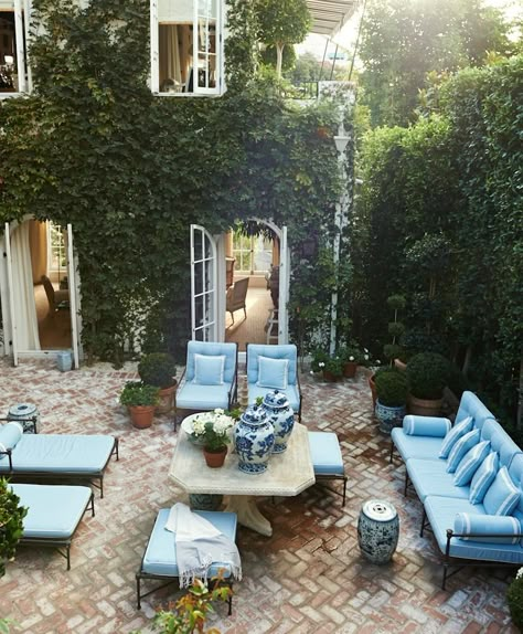 Share Tweet Pin Mail   So glad that you enjoyed the Mark D Sikes inspired post from Sunday. There were several requests after that ... Brick Patio, Patio Interior, Southern Home, Hollywood Hills, Arabian Nights, Courtyard Garden, Patio Area, Outdoor Oasis, Outdoor Rooms