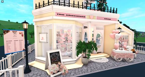 Bloxburg Cafe Design, Pastel Cafe Bloxburg, Cafe Design Bloxburg, Cute Cafe Exterior Bloxburg, Pandalemontart Bloxburg, Vixie Bloxburg, Shop Bloxburg, Bloxburg Diner Exterior, Bloxburg Cafe Apartment