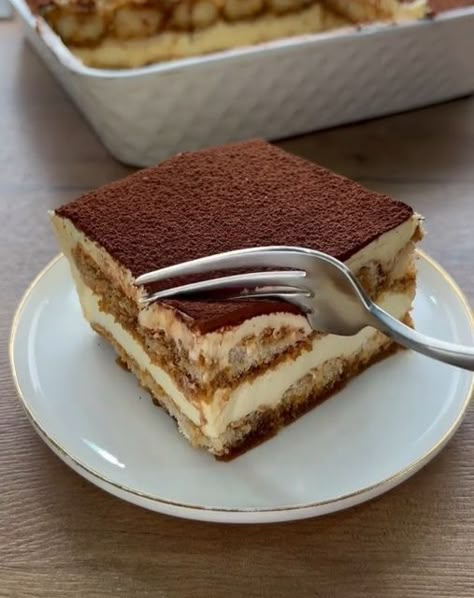 Classic Tiramisu Recipe, Easy Tiramisu Recipe, Tiramisu Dessert, Mascarpone Cream, Vanilla Paste, Tiramisu Recipe, Coffee Syrup, Mascarpone Cheese, Think Food