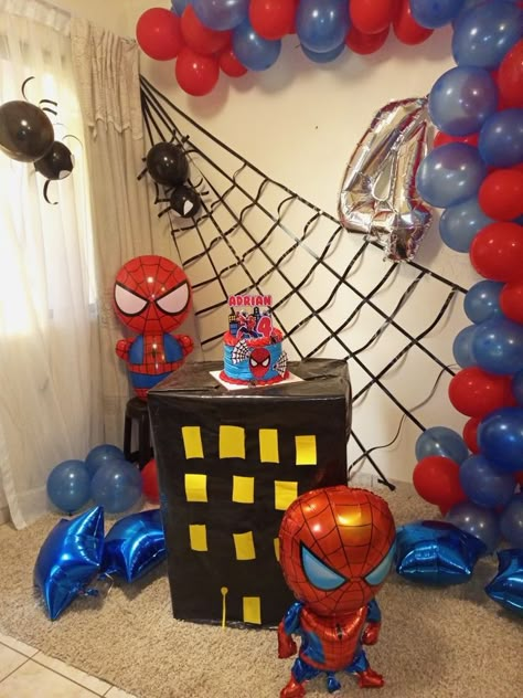 Spiderman Decorations Birthdays, Spider Bedroom, Spiderman Party Decorations, Mens Birthday Party Decorations, Happy Birthday B, Spiderman Balloon, Manly Party Decorations, Spiderman Theme Party, Spiderman Birthday Party Decorations