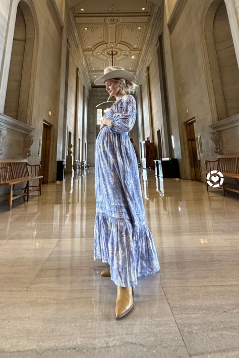 Long Dress With Cowboy Boots Maxi, Maxi Dress With Cowboy Boots Outfits, Cowboy Boots With Maxi Dress, Maternity Dress With Cowboy Boots, Western Maternity Dresses, Maxi Dress With Cowboy Boots, Boho Dress Outfit, Dresses For Winter, Maternity Looks