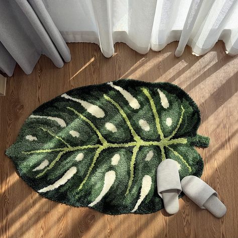 This bathroom rug is to die for🥺 Rug Tufted, Plant Room, Office Floor, Floor Plants, Front Door Mats, Cozy Room Decor, Bathroom Office, Retail Market, Room With Plants