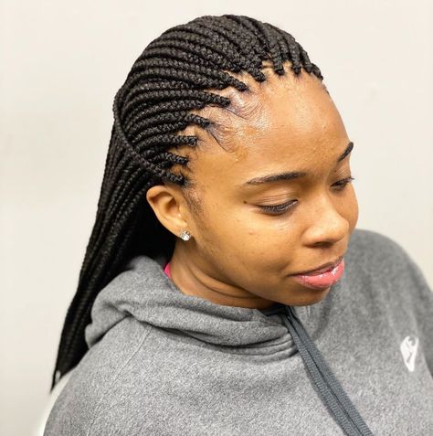 Singles Box Braids, Small Traditional Box Braids, Twists Women, Regular Box Braids, Knots Braids, Ghana Braids Cornrows, Small Box Braids Hairstyles, Single Braids Hairstyles, Micro Braids Styles