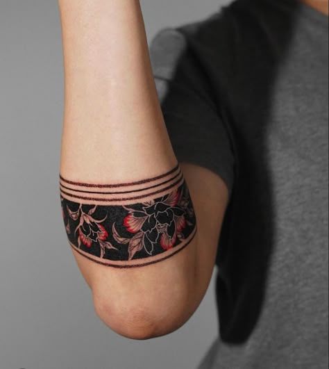 Band Tattoos For Men, Art Nouveau Tattoo, Cuff Tattoo, Small Chest Tattoos, Nouveau Tattoo, Forearm Band Tattoos, Armband Tattoos, Band Tattoos, Armband Tattoo Design