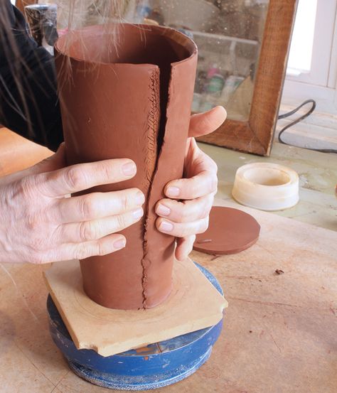 How to Make a Lovely Handbuilt Pitcher Hand Built Pottery Pitcher, Ceramic Pitcher Handbuilt, Ceramic Pitchers Ideas Handmade Pottery, Handbuilt Pitcher, Ceramic Pitcher Ideas, Hand Clay Ideas, Pottery Ideas Handbuilt, Handbuilt Mugs, Handbuilt Pottery Ideas