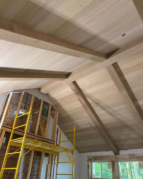 Ghiloni Custom Builders on Instagram: "This ceiling is going to be a showstopper! .. .. .. #whiteoak #wood #woodceiling #ceiling #ceilingbeams #masterbedroom #customhomes #custombuilt #custom #homesweethome #house #housebeautiful #housegoals #homegoals #beautifulhome #beautifulhomes #beautifulhomesofinstagram #cbushomes #columbusohio" Beams On Vaulted Ceiling Living Room, Wide Plank Wood Ceiling, Modern Suspended Ceiling, Painted Wood Ceiling With Beams, Orange Wood Ceiling, Cedar Beams Ceiling, Tongue And Groove Cathedral Ceiling, Wood Ceiling Office, Adding Wood Beams To Ceiling