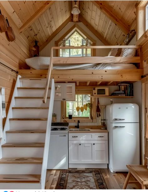 Tiny Home Loft, Cosy Homes, Dream Future, Tiny House Inspiration, Tiny House Interior, Small Homes, Tiny House Living, Tiny Home, Mini House