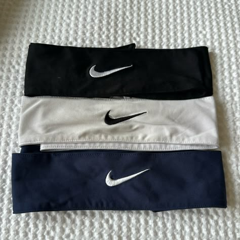 Sports Head Band Black And Navy Are Almost Brand New, White Is Fairly Used Nike Hair Bands, Basketball Headbands, Nike Headband, Soccer Headbands, Sport Headbands, Gym Things, Nike Headbands, Athlete Gifts, Sports Attire