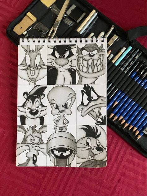 Disegno su foglio Ax4, a matita✍🏽 #warnerbros #draw #looneytunes #art #drawing Looney Toons Drawings, Looney Tunes Drawings, Drawing Looney Tunes, Cartoon Characters Sketch, Looney Tunes Cartoons, Sketchbook Drawings, Sketchbook Pages, Doodle Art Designs, Sketchbook Art Inspiration