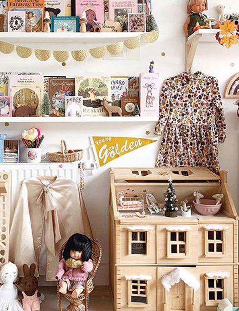 Plantoys Victorian Dollhouse, Plan Toys Victorian Dollhouse, Maileg House, Dollhouse Crafts, Bohemian Mama, Maileg Mouse, Wooden Table And Chairs, Toddler Bedroom, Mouse House