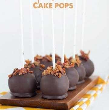 Maple Bacon Cake, Cake Pops Recipe Video, Easy Cake Pops, Bacon Cake, Cake Pop Recipe Easy, Maple Cake, Cookie Dough Fudge, Cake Ball Recipes, Cool Crafts