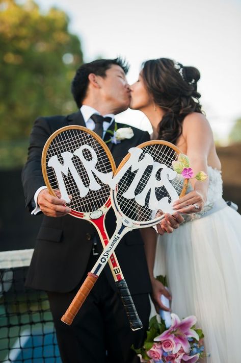 Badminton Wedding, Tennis Centerpieces, Tennis Court Wedding, Tennis Things, Marquee Design, Tennis Wedding, Sweet Props, Wimbledon Party, Sports Themed Wedding