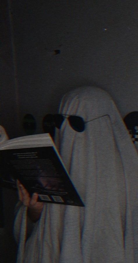 Gost Challenge, Ghost Challenge, Ghost Wallpaper, Sheet Ghost, Ghost Photography, Space Phone Wallpaper, Fotografi Vintage, Ghost Pictures, Ghost Photos