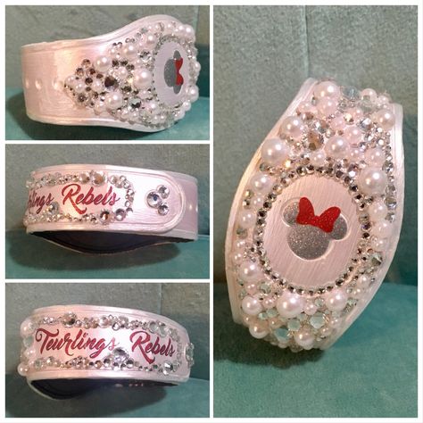 My Disney Magic Band. I used in the following order... 1. Pearl paint 2. Mod podge gloss 3. Teurlings Rebels Custom tattoo from www.24hourwristbands.com 4. Mod podge gloss 5. Minnie decal 6. Rhinestones & flatback pearls E6000 glue Magic Bands Decorated, Shopping Aesthetics, Disney Hacks, Disney Bands, Bling Decor, Mod Podge Gloss, Orlando Trip, E6000 Glue, Diy Mickey Ears