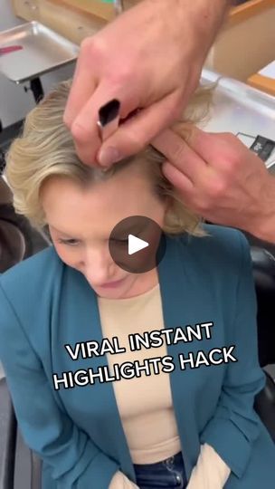 77K views · 443 reactions | Viral Root Cover Up Hack! | Whether you're covering grays, touching up highlights, or filling in sparse areas - Our best-selling Root Cover Up has you covered ✨ | By Color Wow | Facebook Hairstyles To Cover Roots, How To Style Hair To Hide Gray Roots, How To Add Volume To Hair Roots, Highlight Root Touch Up, Wow Root Cover Up, Root Cover Up, Root Color, Color Wow, Touch Up